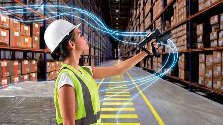 Warehouse worker using Zebra DS3678-HP 2D Ultra-Rugged Scanner technology